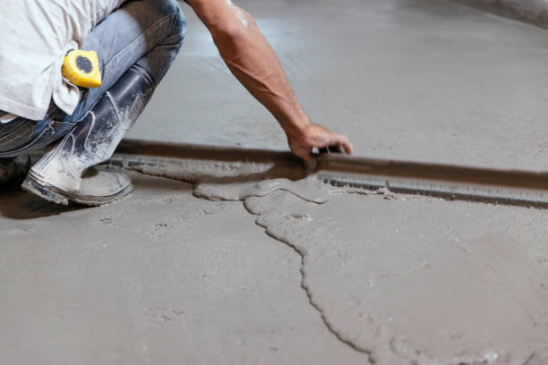 Best Concrete Sidewalk Installation  in Brownsville, FL
